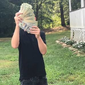 Meet your Posher, Dylan